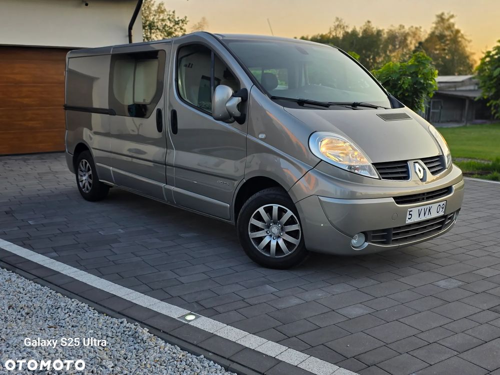 Renault Trafic - 12