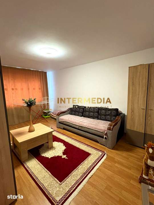 Apartament cu 2 camere, zona Ampoi 3 renovat recent, mobilat si utilat — fotografia 3