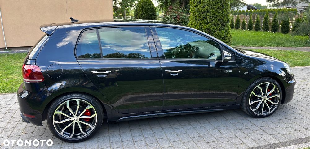 Volkswagen Golf VI 2.0 TSI GTI - 14