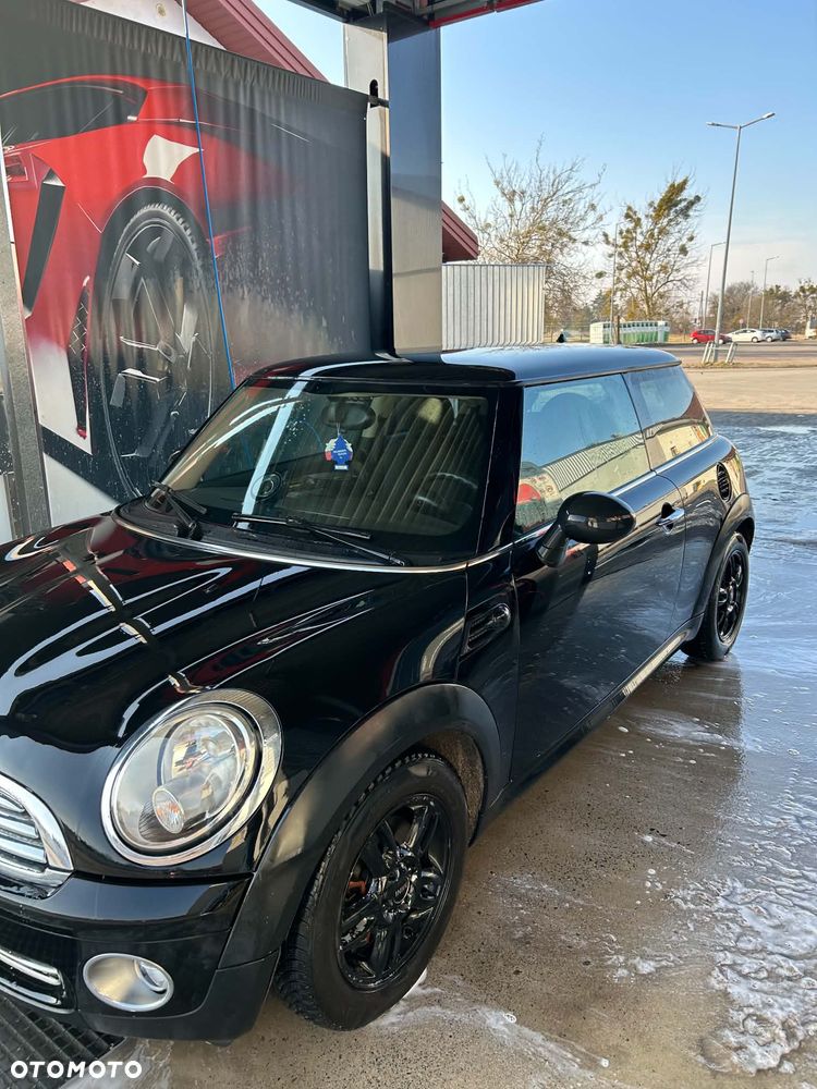 MINI ONE Standard - 4
