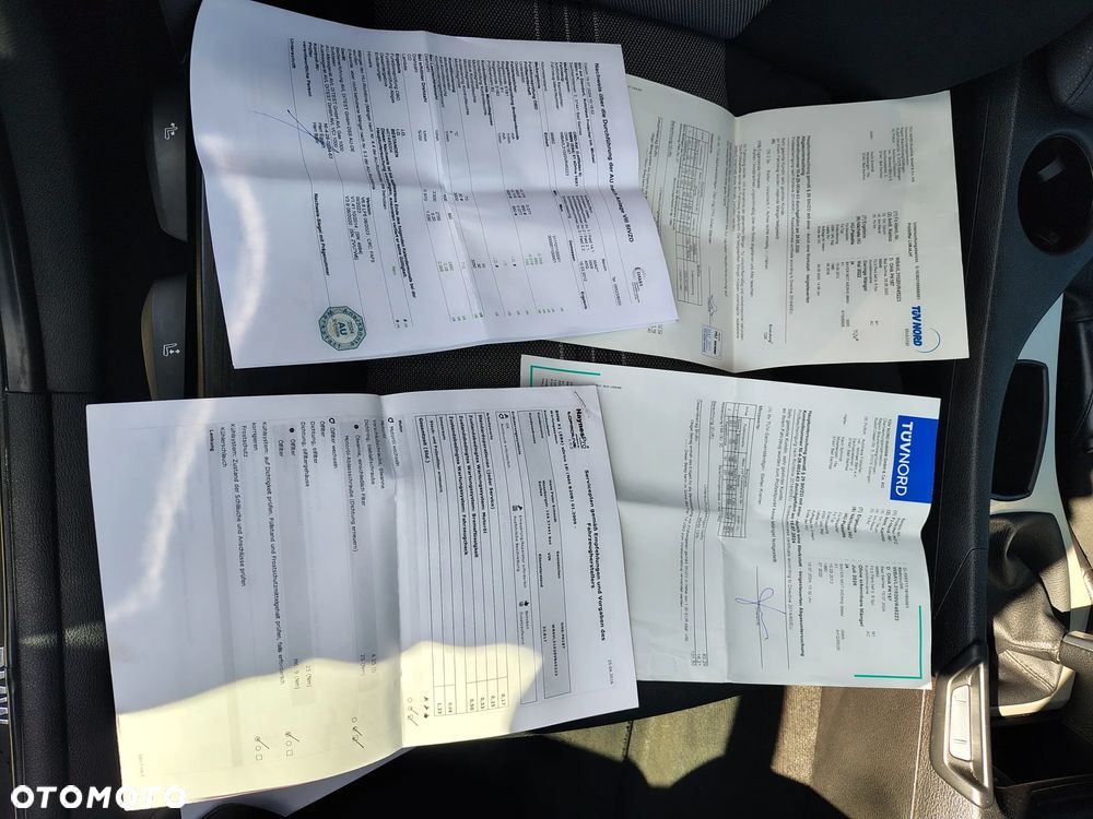 BMW X1 sDrive18i xLine - 12