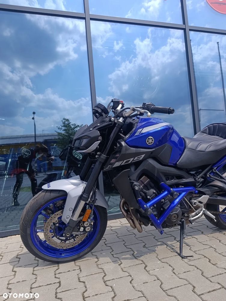 Yamaha MT - 4