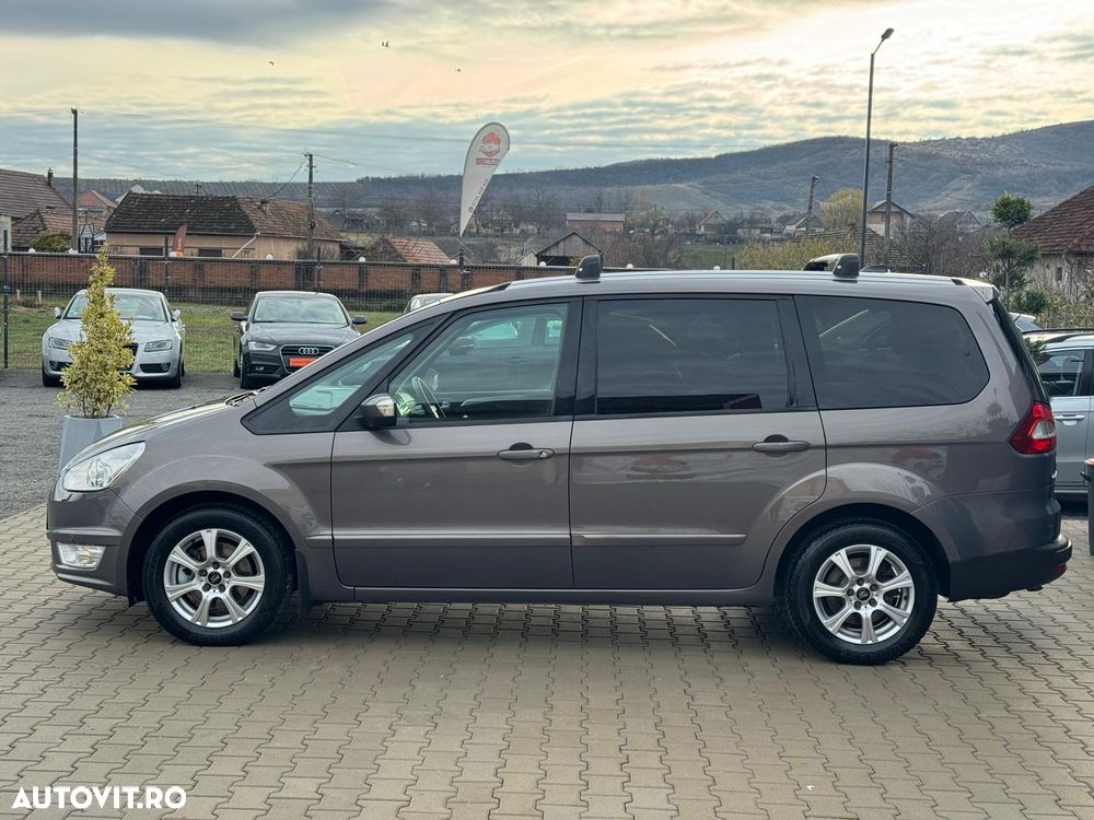 Ford Galaxy 2.0 TDCi Ghia - 9
