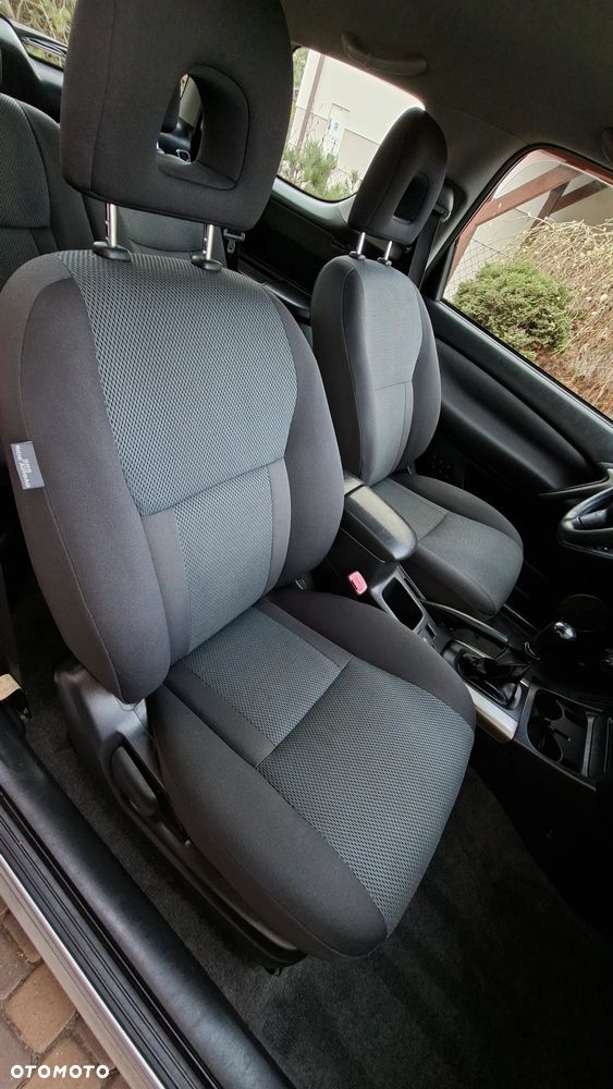 Toyota RAV4 1.8 VVT-i Terra 2WD - 18