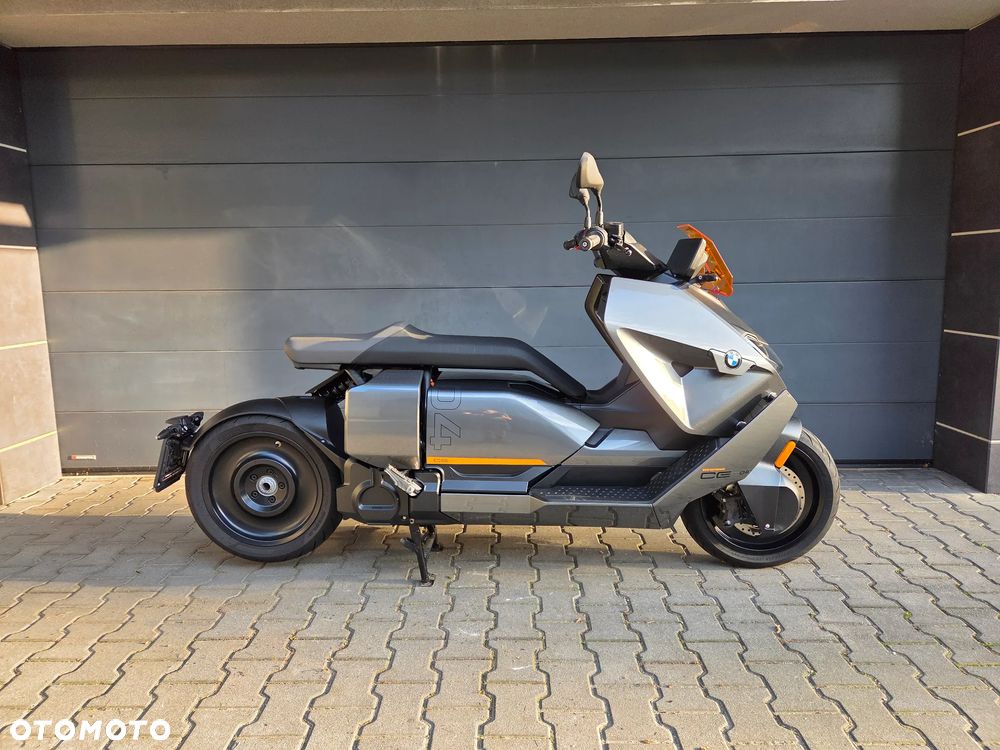 BMW CE 04 - 2