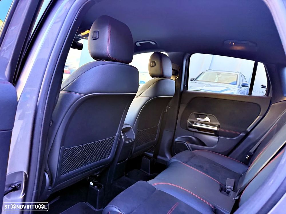 Mercedes-Benz GLA 200 AMG Line - 34