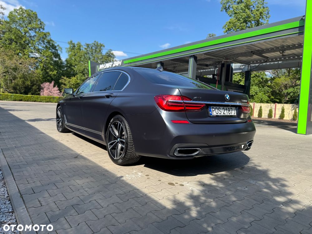 BMW Seria 7 730Ld xDrive sport - 10