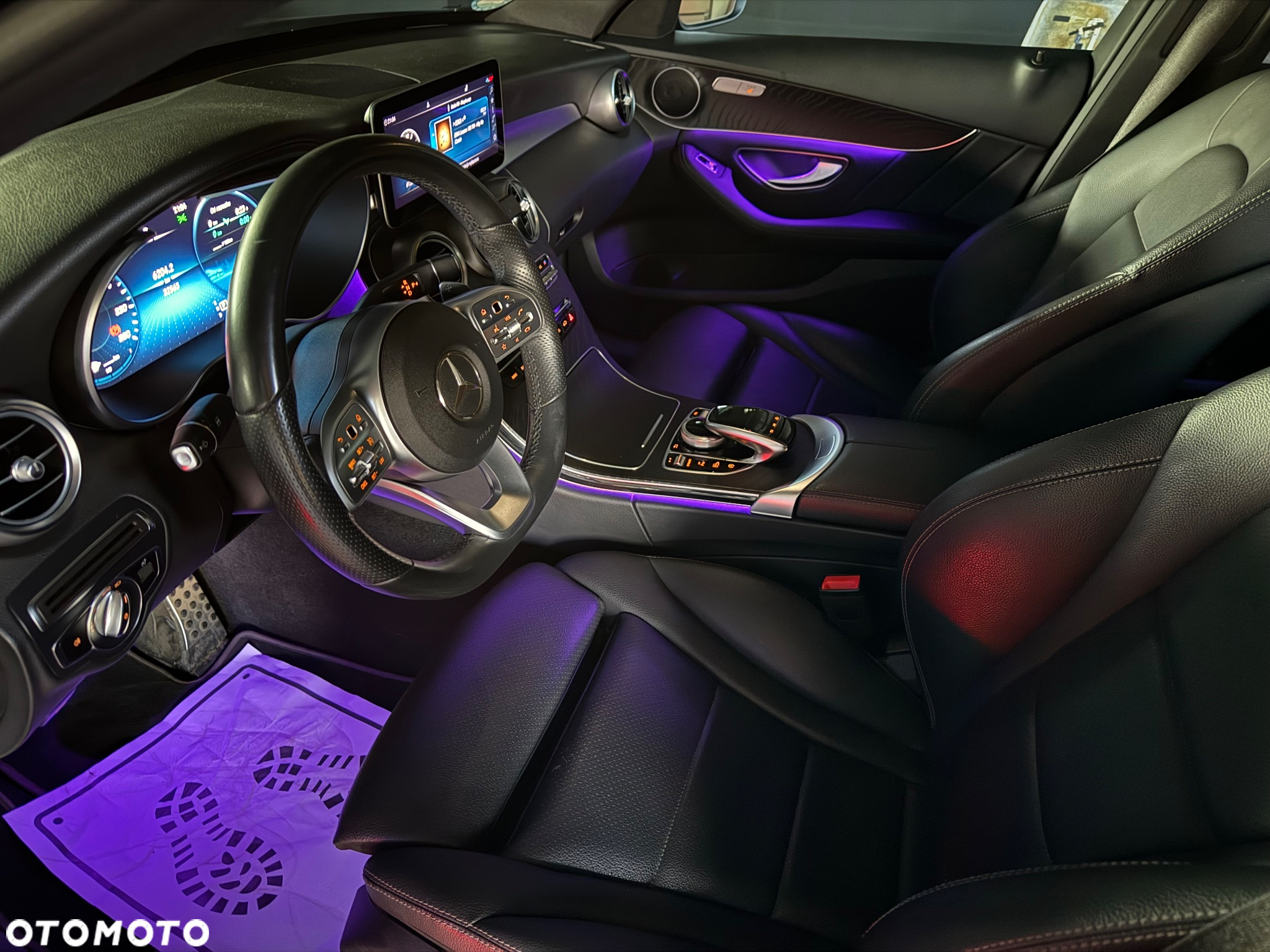Mercedes-Benz Klasa C 200 T 9G-TRONIC AMG Line - 22