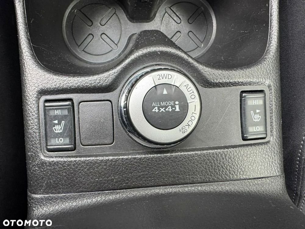 Nissan X-Trail - 11