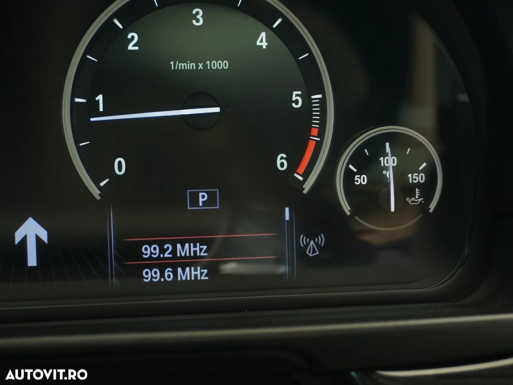 BMW Seria 5 520d Sport-Aut. - 35
