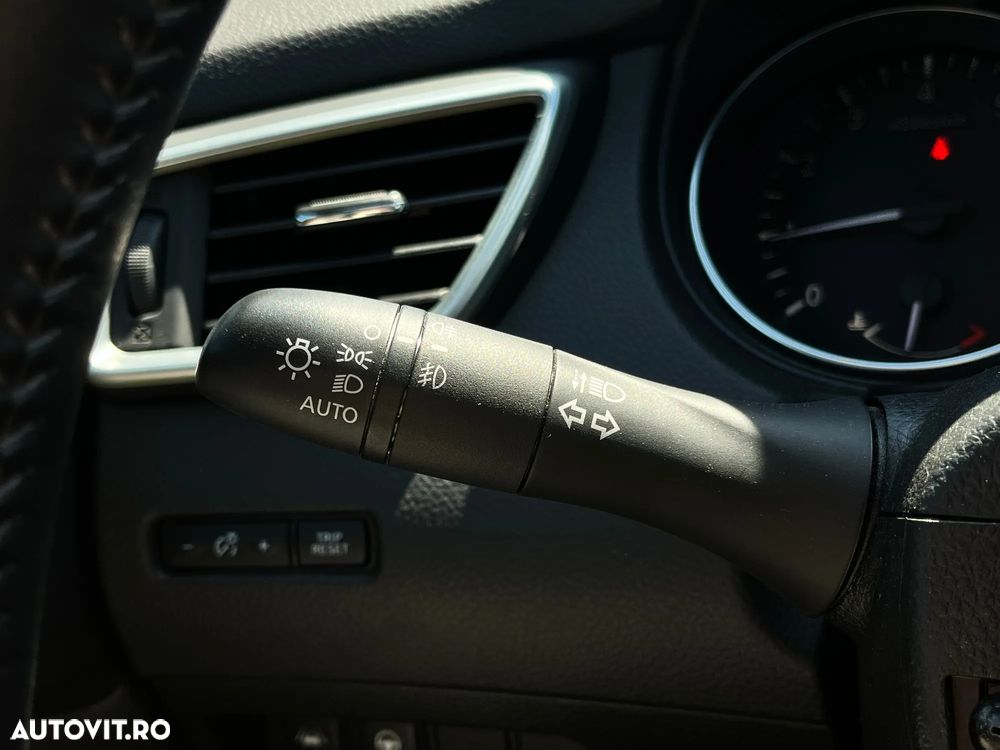 Nissan Qashqai - 18