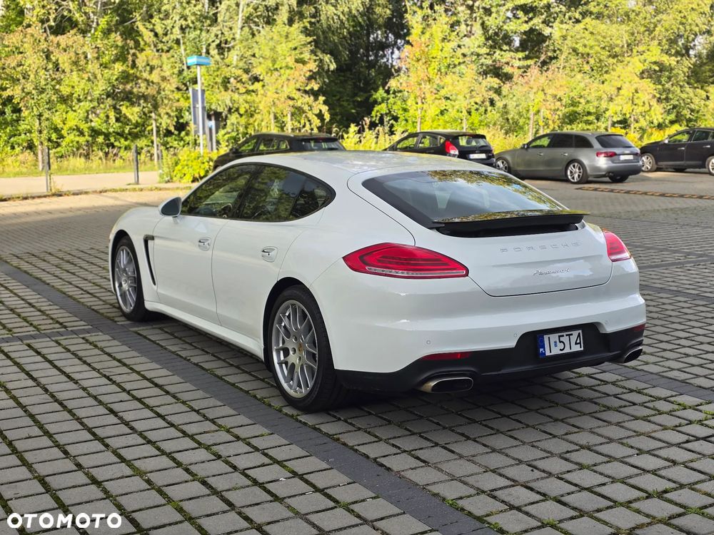 Porsche Panamera 4 Edition - 7