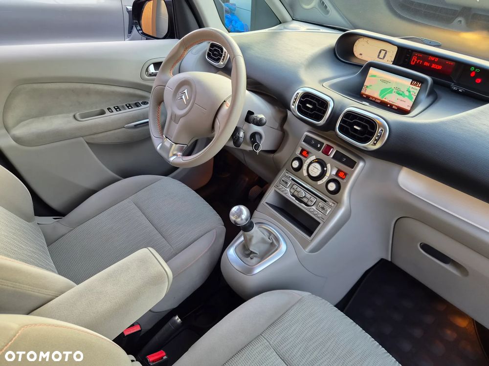 Citroën C3 Picasso 1.6i Exclusive - 21