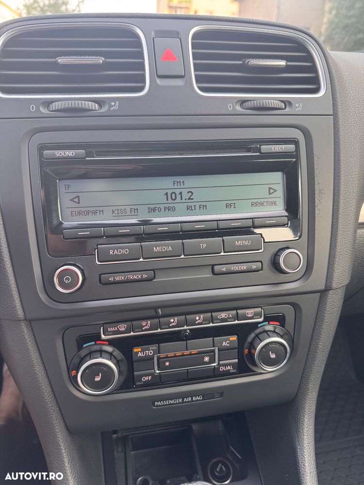 Volkswagen Golf - 12