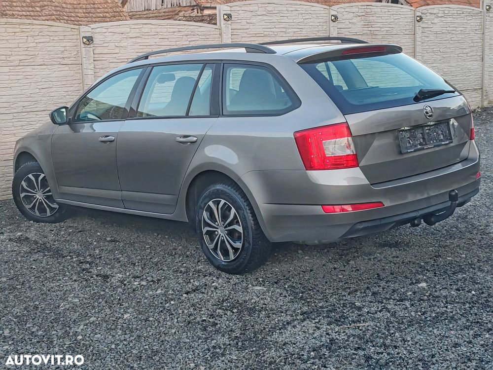Skoda Octavia - 3