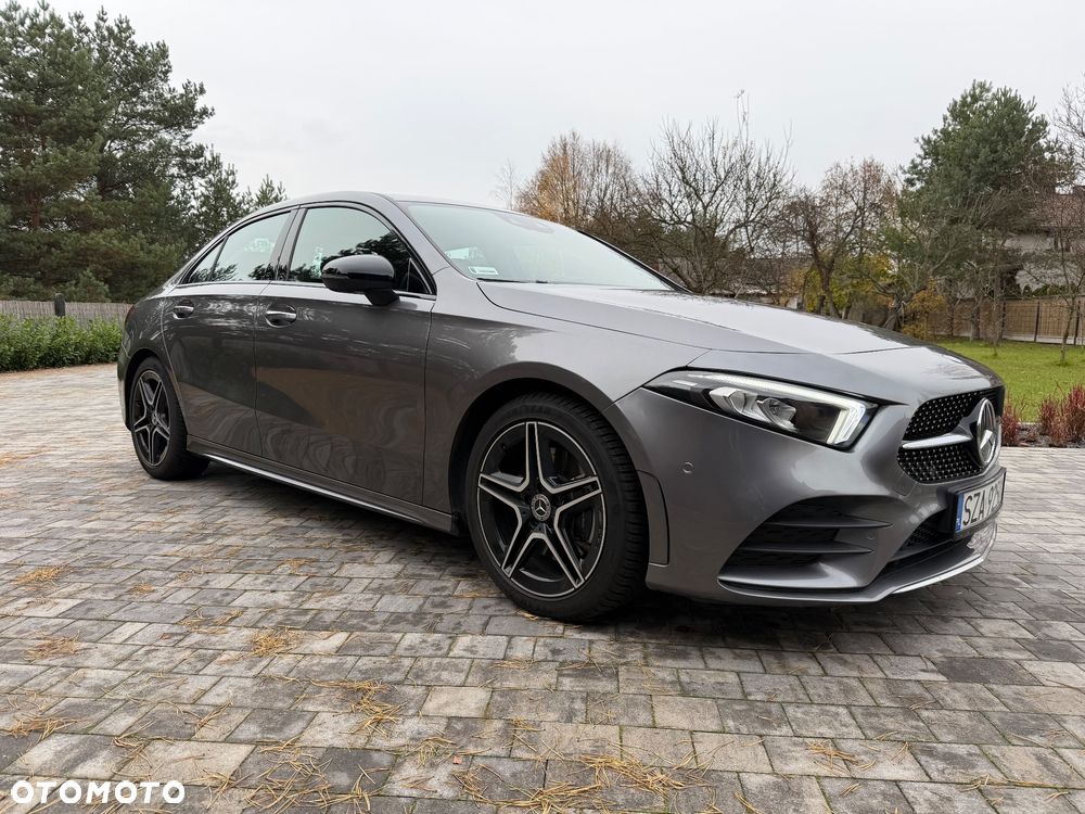 Mercedes-Benz Klasa A 220 4-Matic AMG Line 7G-DCT - 3