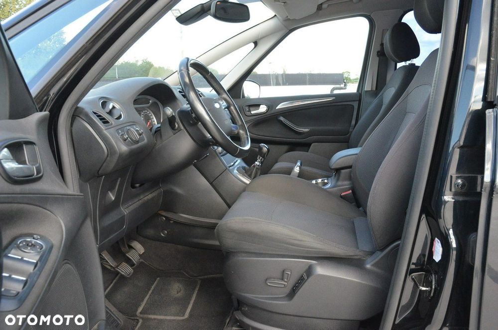 Ford S-Max 2.2 TDCi DPF Titanium - 30