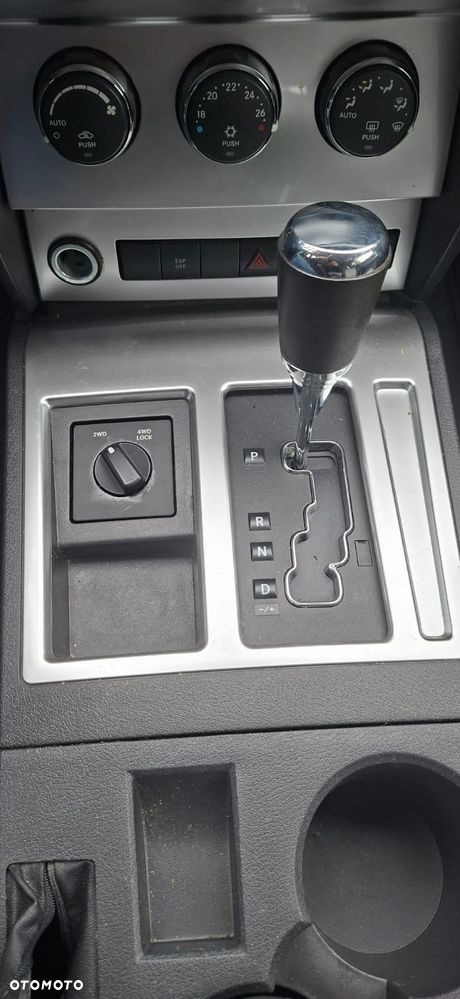 Dodge Nitro 2.8 CRD DPF Automatik SXT - 17