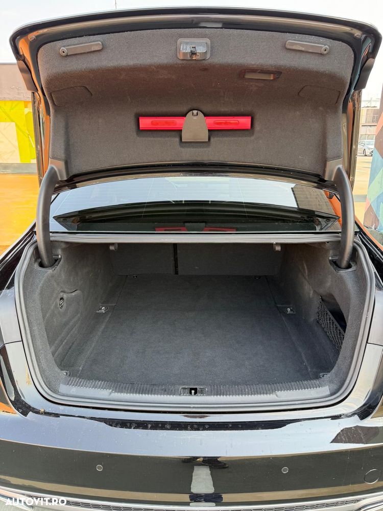 Audi A6 Limuzina 2.0 TDI Ultra DPF S tronic - 9