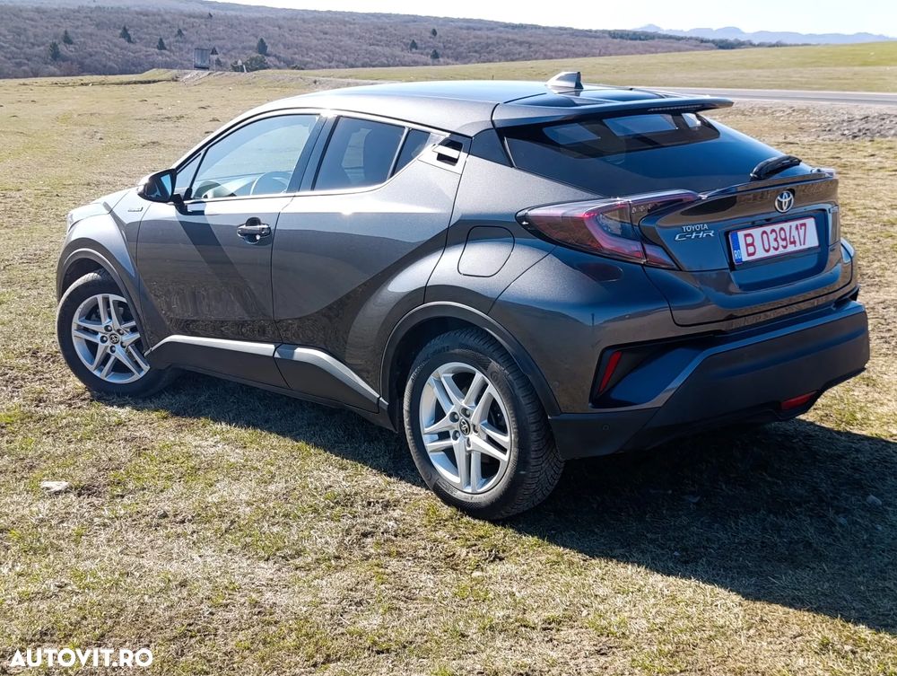 Toyota C-HR Lounge - 12