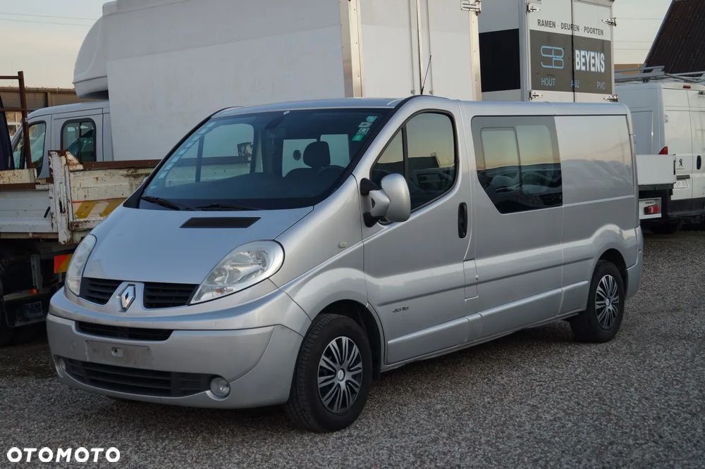 Renault Trafic - 2