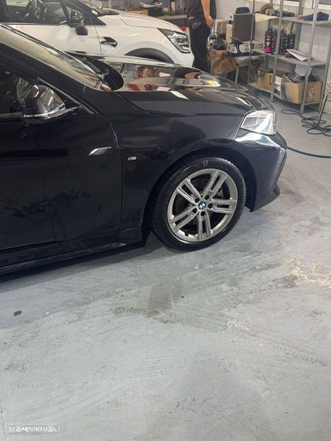 BMW 118 i Pack Desportivo M Auto - 2