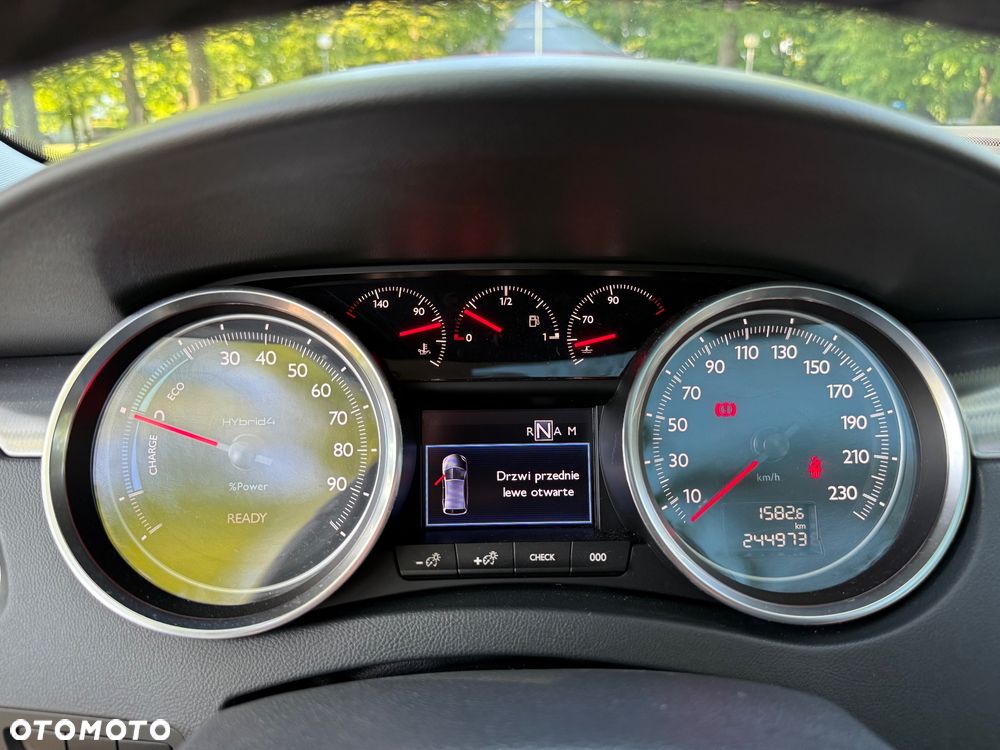 Peugeot 508 RXH Hybrid4 - 23