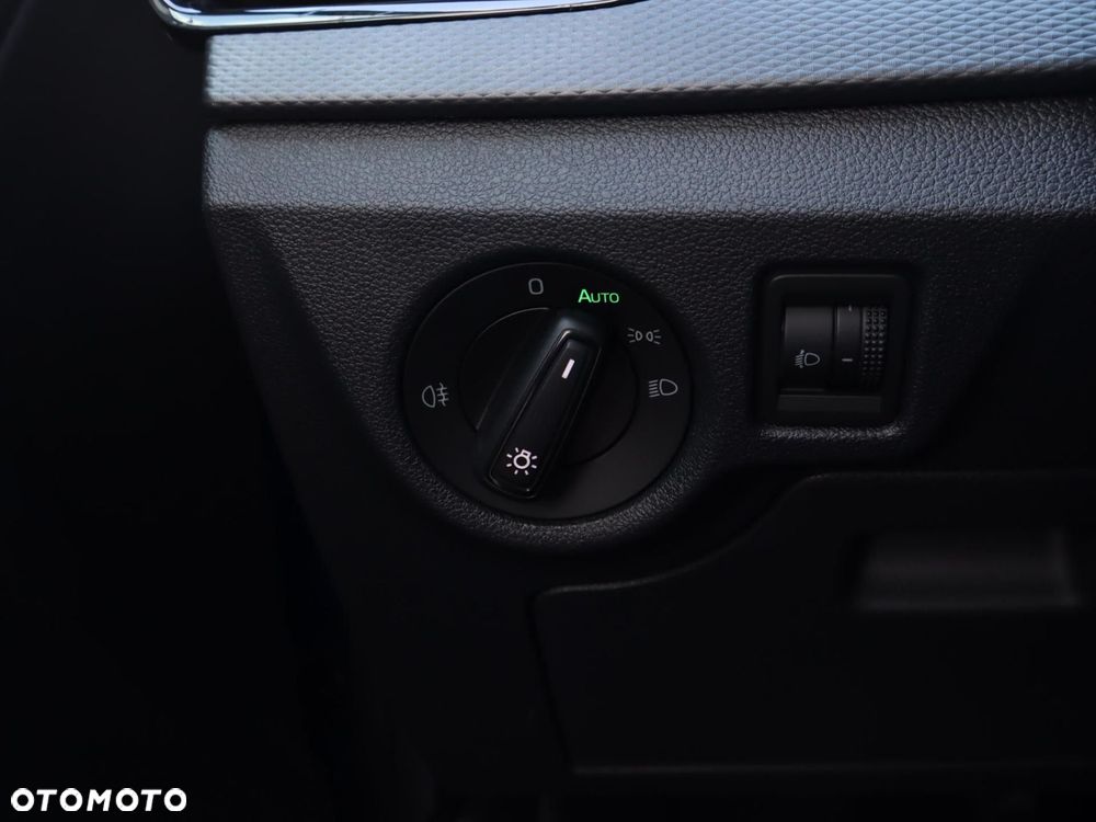 Skoda Kamiq 1.0 TSI Ambition - 17