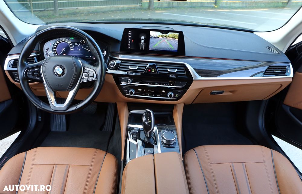 BMW Seria 5 530i Aut. Luxury Line - 4