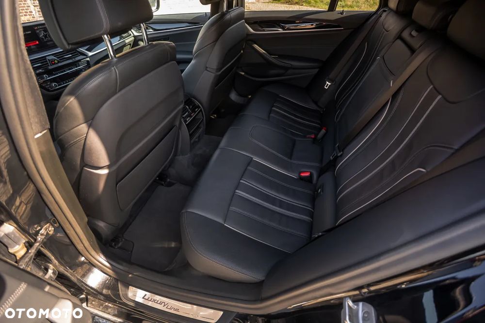 BMW Seria 5 520d xDrive Luxury Line sport - 19