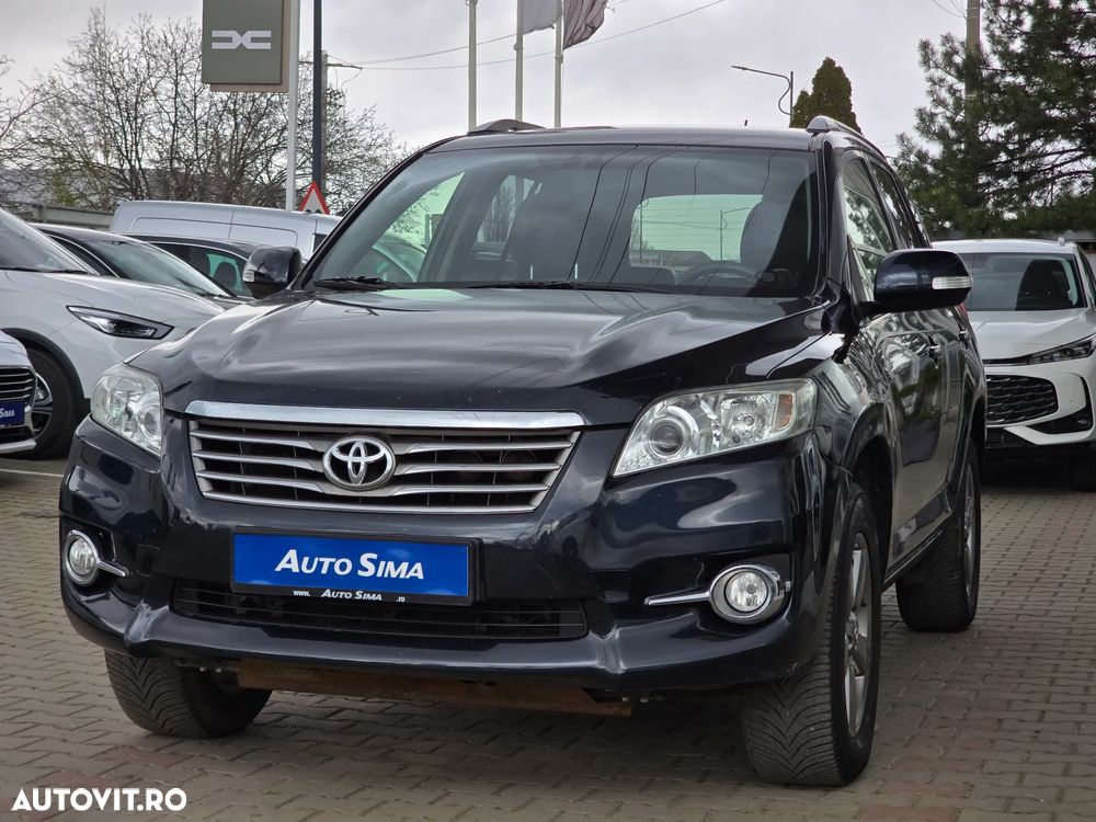 Toyota RAV4 - 4