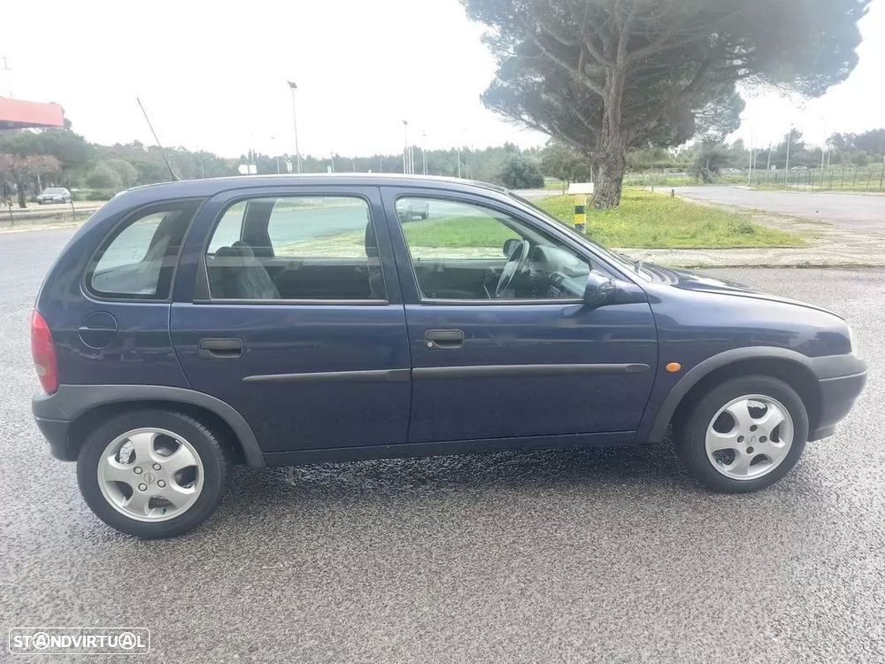 Opel Corsa 1.5 TD - 9