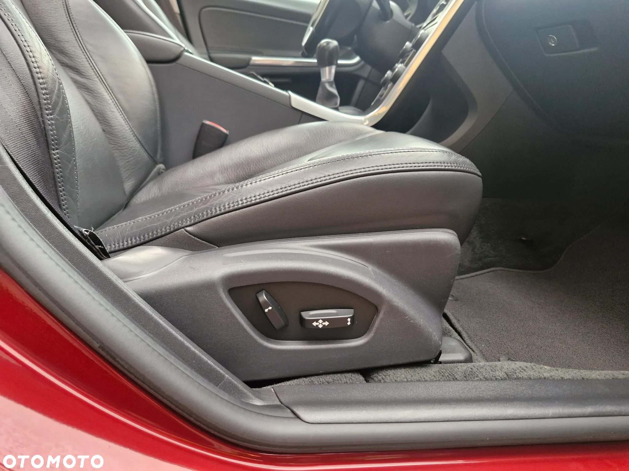 Volvo V60 D3 Momentum - 27