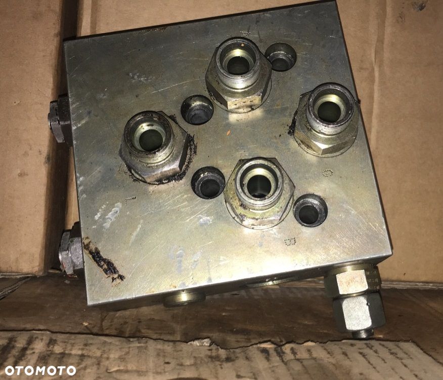 Rozdzielacz Rexroth Sigma 229536 - 2