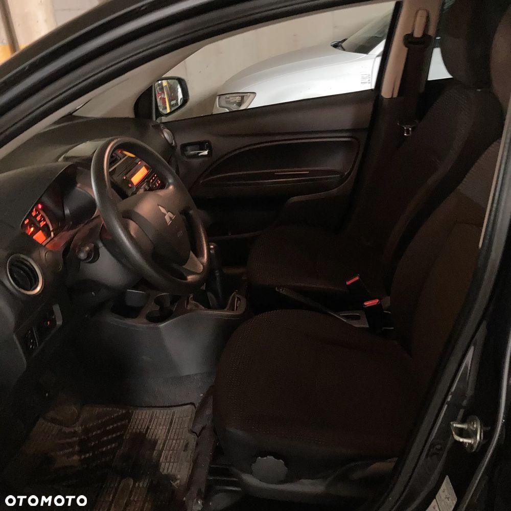 Mitsubishi Space Star - 14