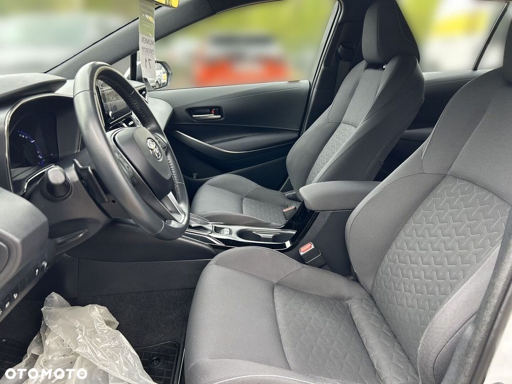 Toyota Corolla - 19