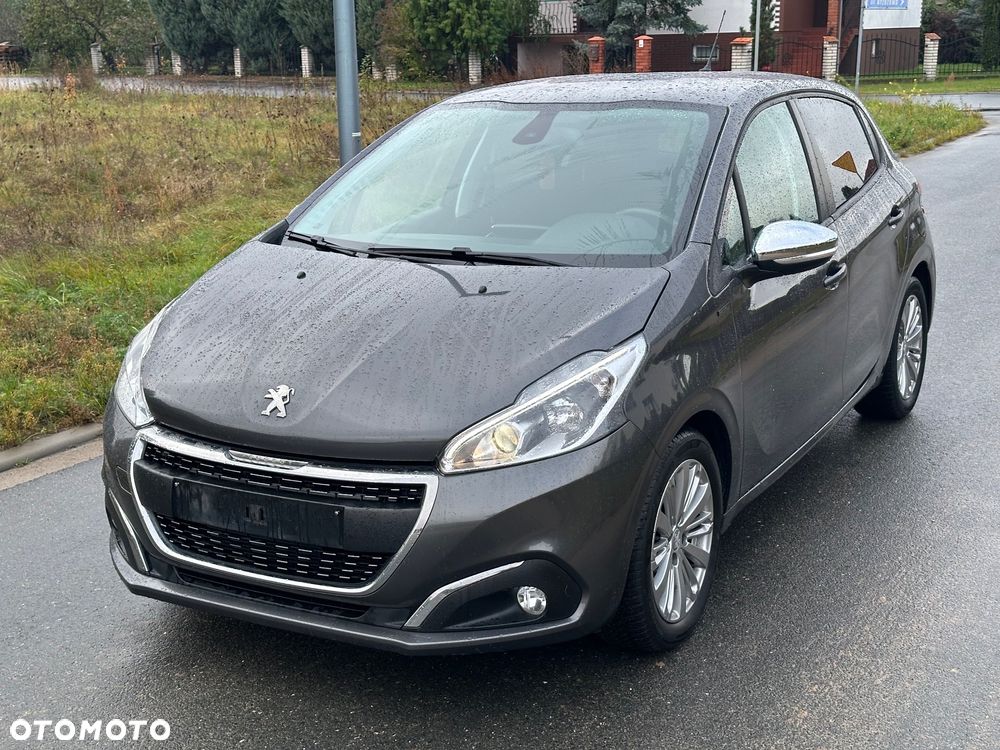 Peugeot 208 1.2 PureTech GPF Signature S&S - 1