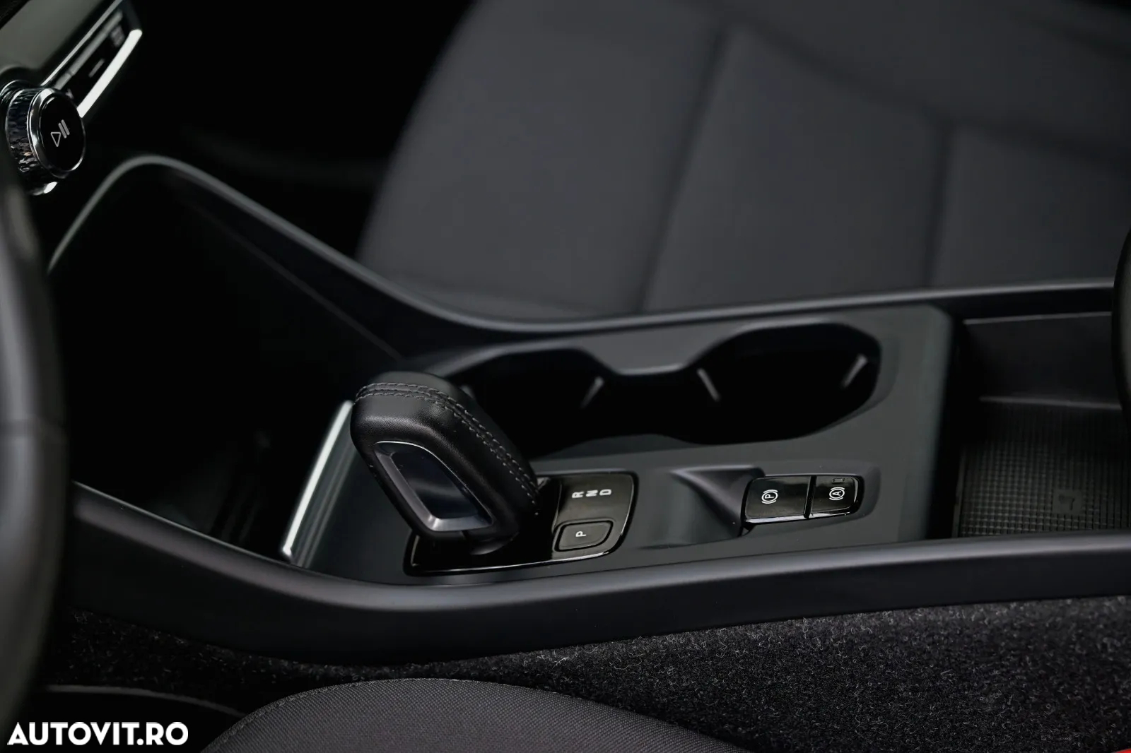 Volvo XC 40 T5 Recharge DKG Inscription Expression - 19