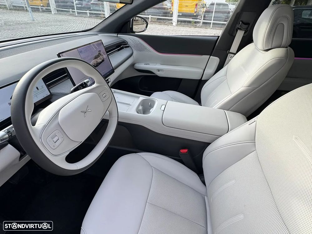 Xpeng G6 80.8 kWh Long Range - 2