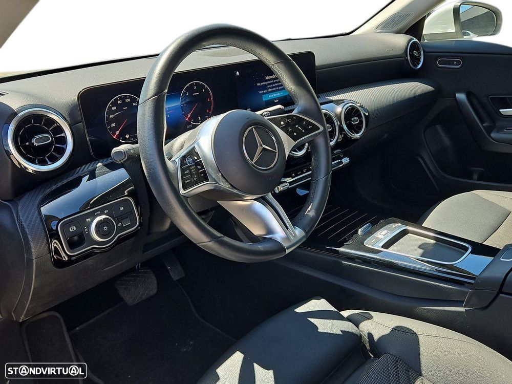 Mercedes-Benz CLA 180 d 8G-DCT Progressive - 11