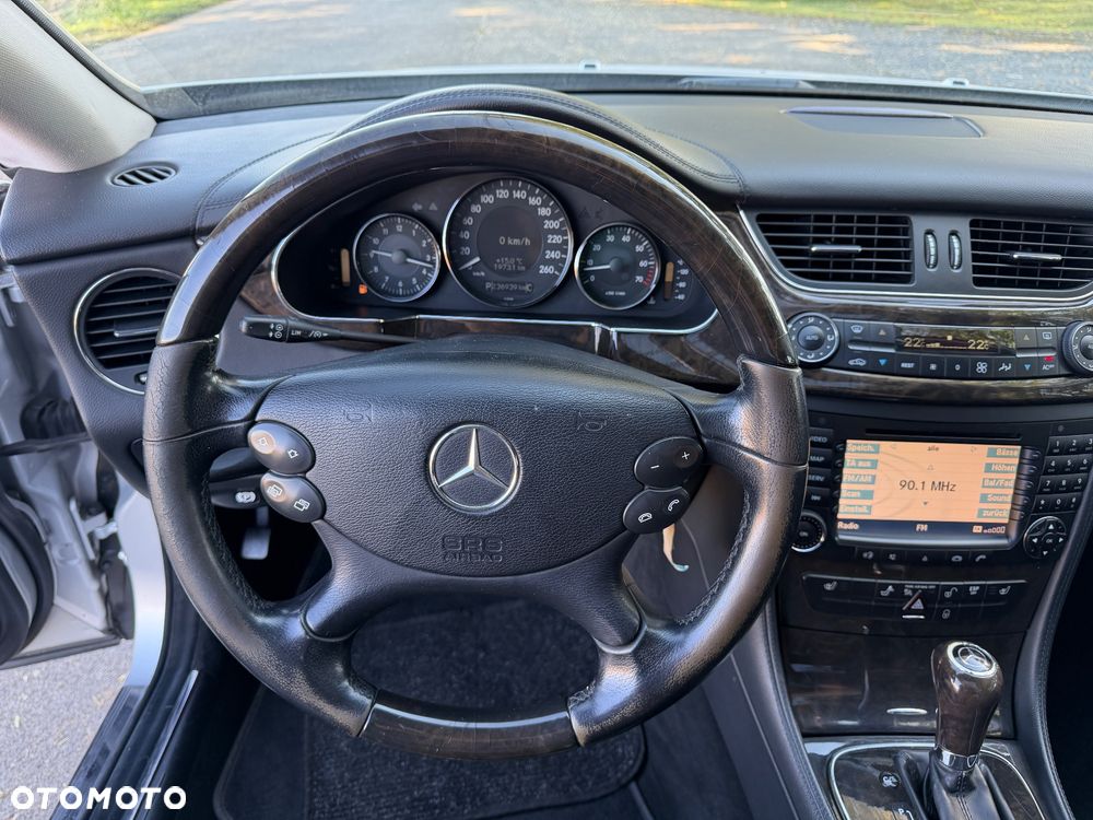 Mercedes-Benz CLS - 18