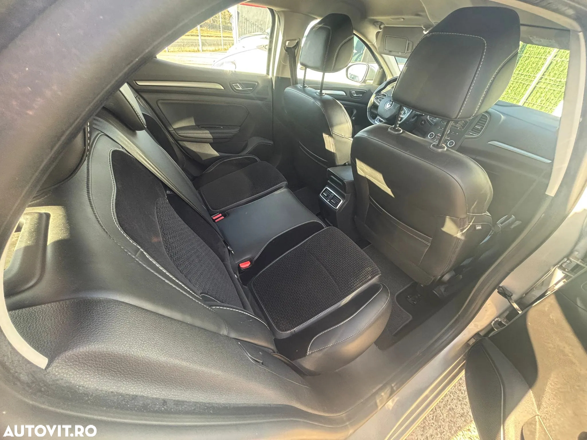 Renault Megane Estate 1.5 dCI Intens - 16