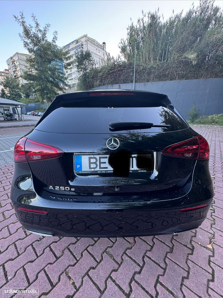 Mercedes-Benz 250 - 7