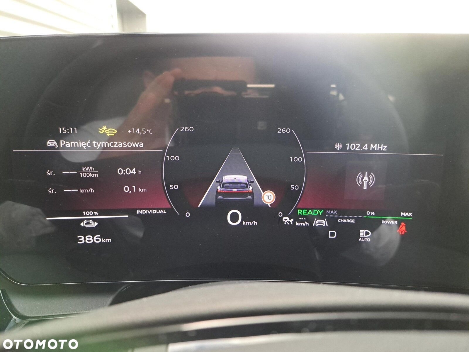 Audi Q6 e-tron - 14