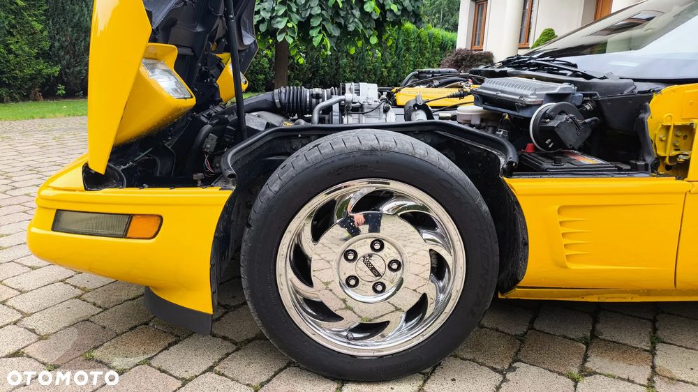 Chevrolet Corvette 5.7 - 18