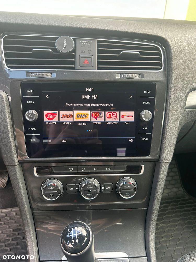 Volkswagen Golf - 12