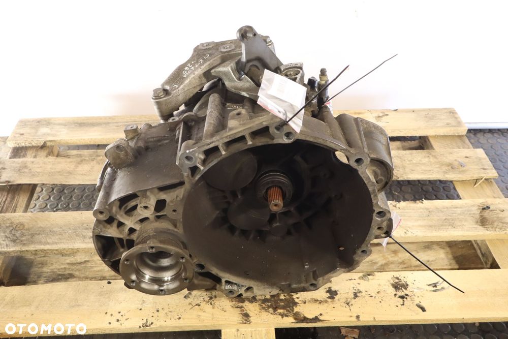 SKRZYNIA BIEGÓW 6 BIEGOWA SKODA OCTAVIA III 2.0TDI - 5