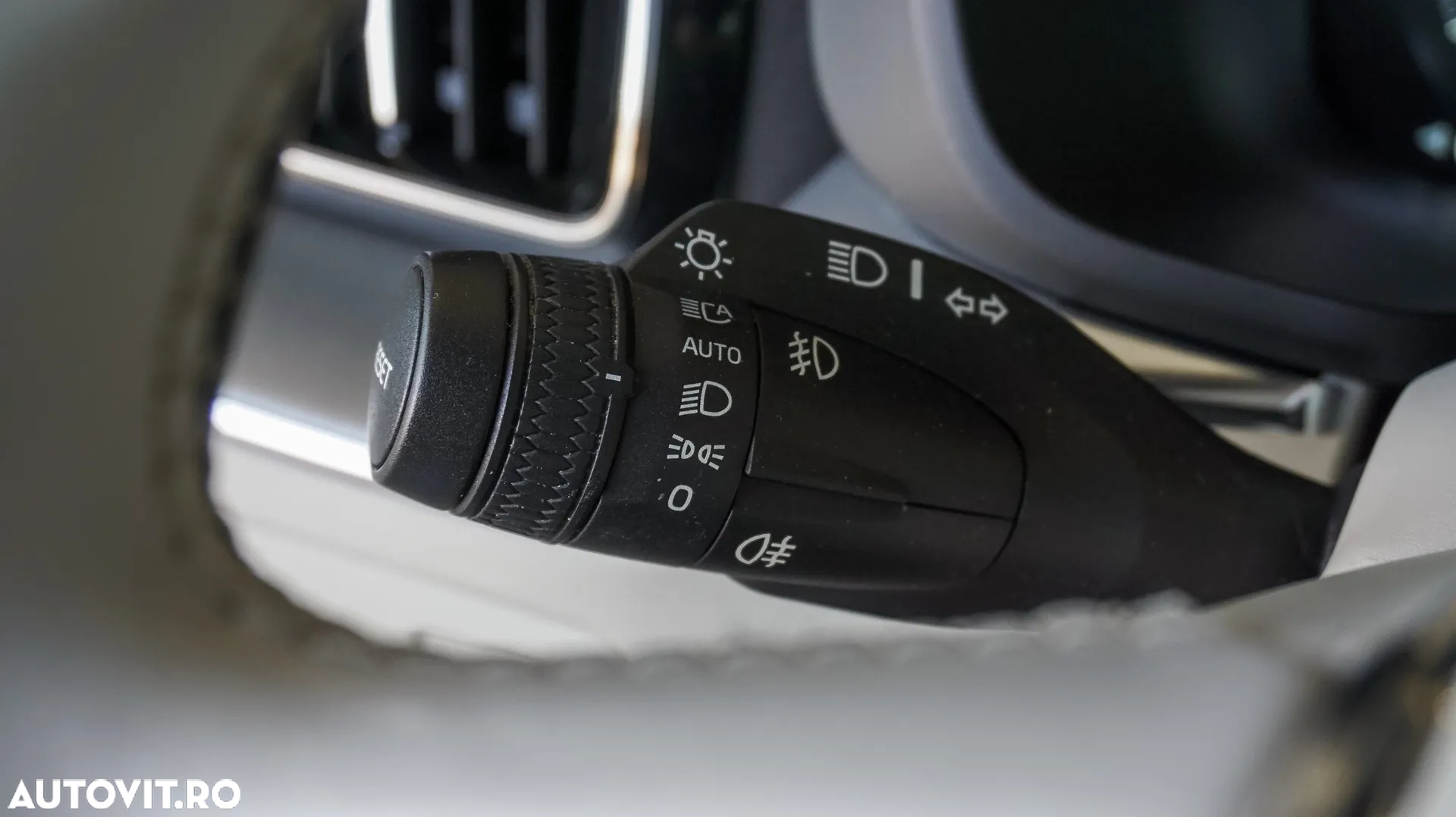Volvo XC 60 D4 AWD Geartronic Inscription - 18