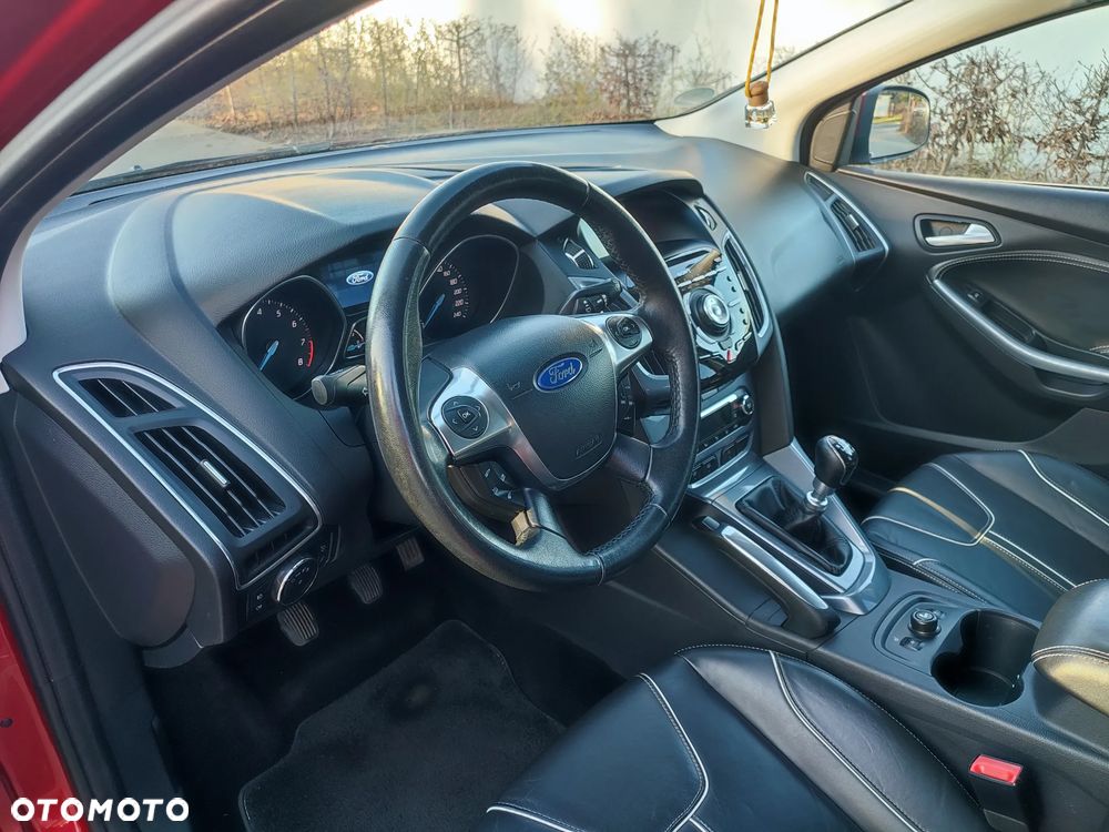 Ford Focus 1.6 EcoBoost Start-Stopp-System Titanium - 19