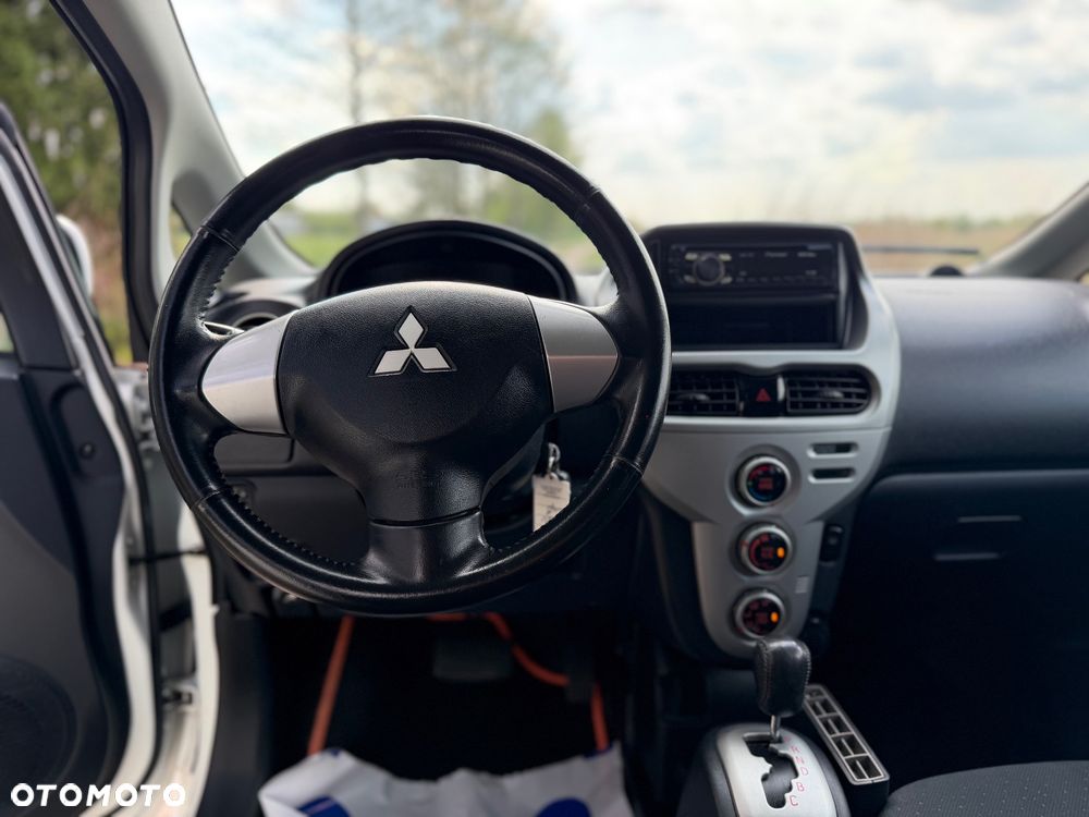 Mitsubishi i-MiEV Standard - 19